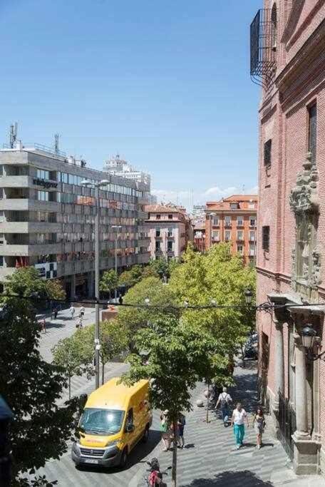 Un Fascinante Estudio En Madrid Centro Экстерьер фото