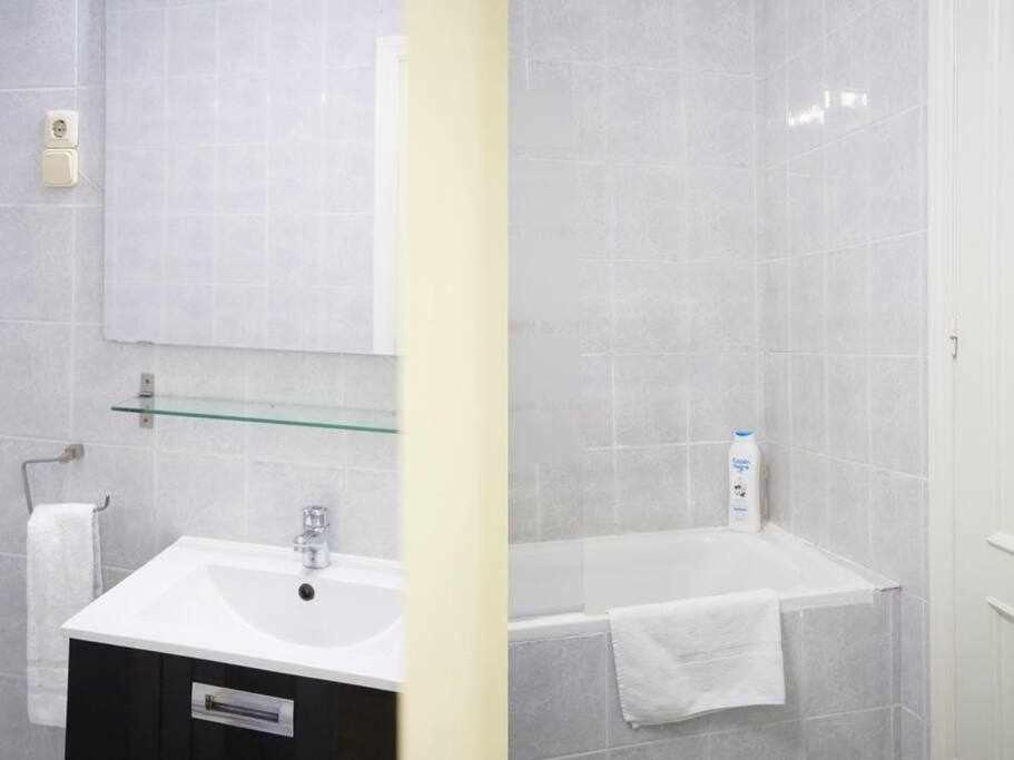 Un Fascinante Estudio En Madrid Centro Экстерьер фото